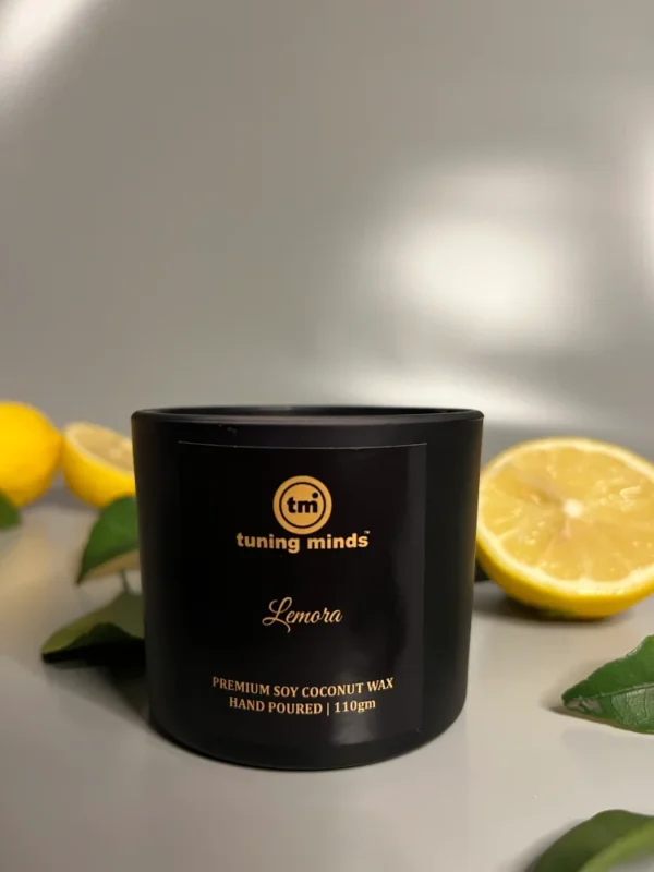 lemora-candles-img-01 lemora-candles-img-01