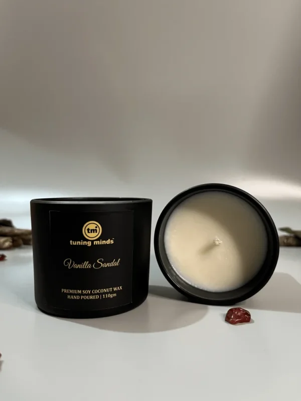 vanilla-sandal-candles-img-02 vanilla-sandal-candles-img-02